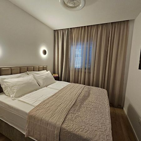 Charming Seaside Apartments Noa & Jakov, Zaboric Sibenik Eksteriør bilde