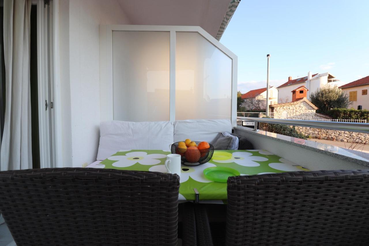 Charming Seaside Apartments Noa & Jakov, Zaboric Sibenik Eksteriør bilde