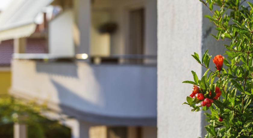 Charming Seaside Apartments Noa & Jakov, Zaboric Sibenik Rom bilde